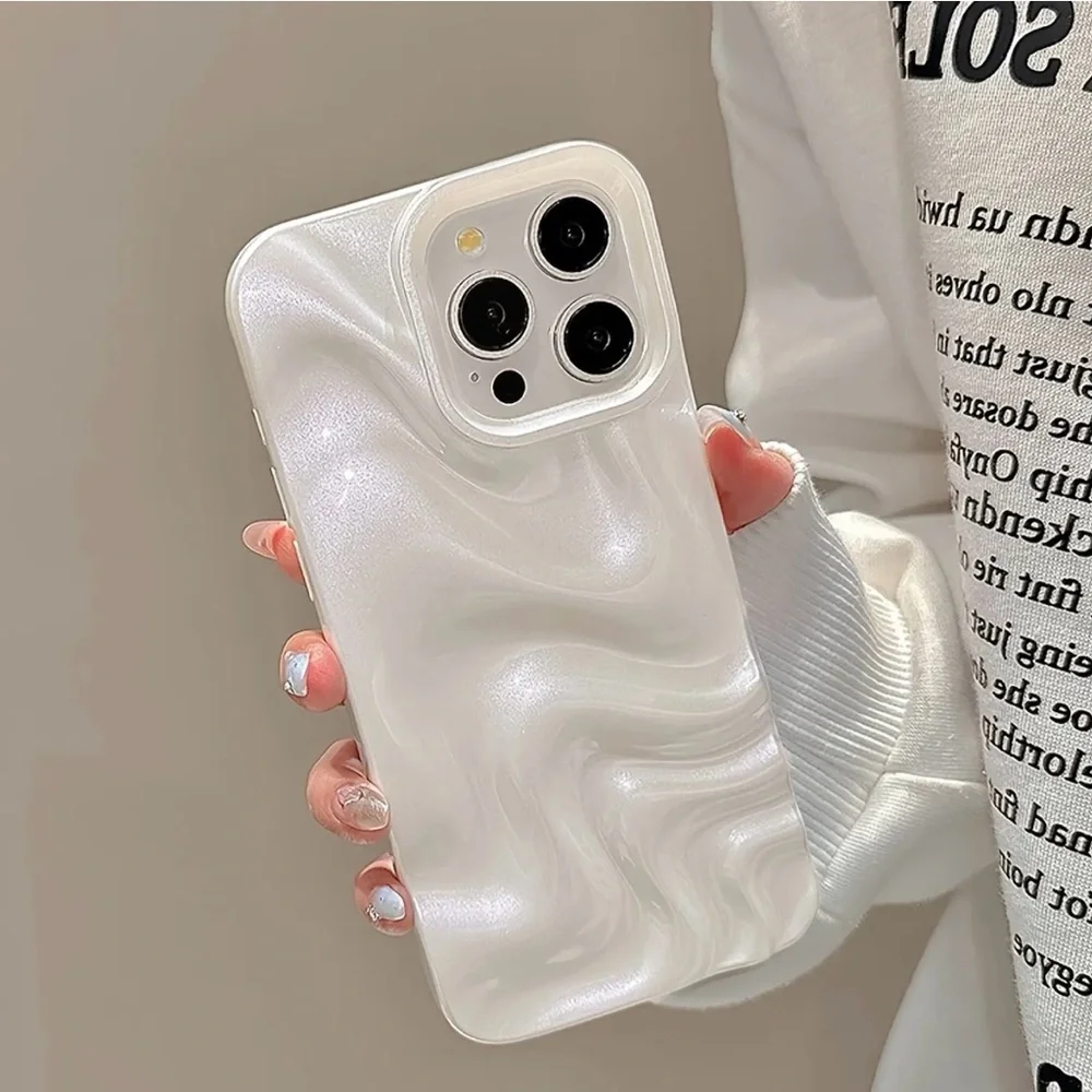 iPhone  Case Pearl White Three Dimensional Wave Pattern - Picture 2 of 7
